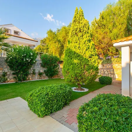 Golden Heights 15 厄吕代尼兹