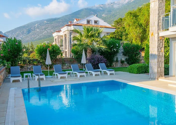 Golden Heights 15 Vilă