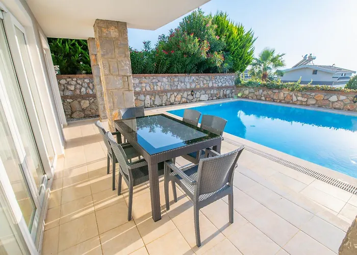 Golden Heights 15 Vilă