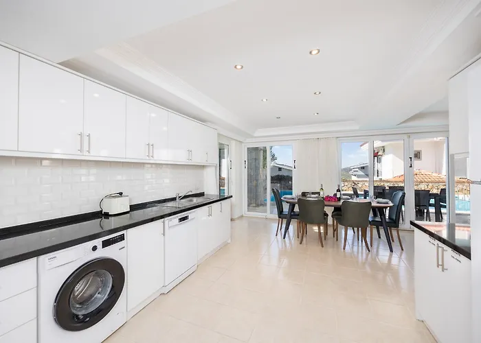 Golden Heights 15 别墅 *